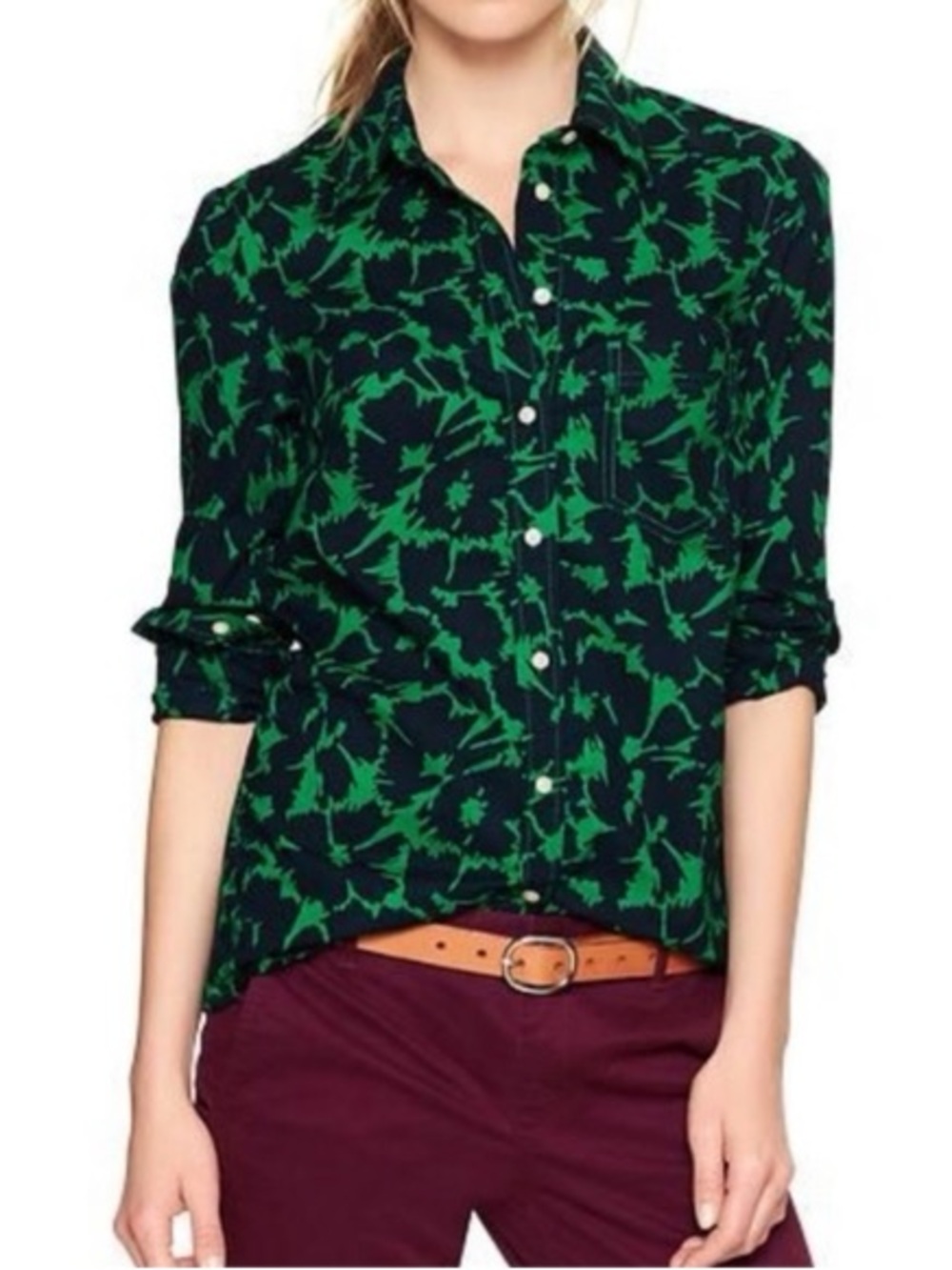 Gap Women’s Green & Navy Blue Floral "The Fitted Boyfriend" Button Up Shir